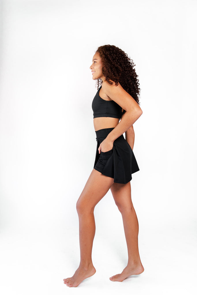 Court Skort in Jet Black side