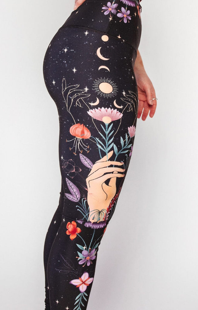 Celestial Timing Printed Yoga Leggings close