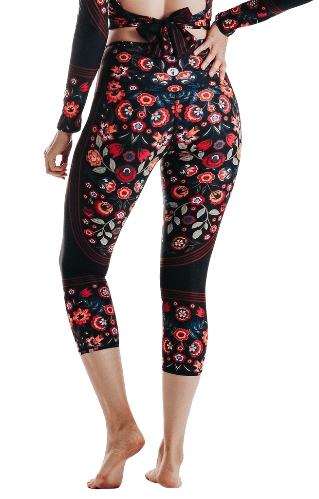 Folklore Printed Yoga Crops back