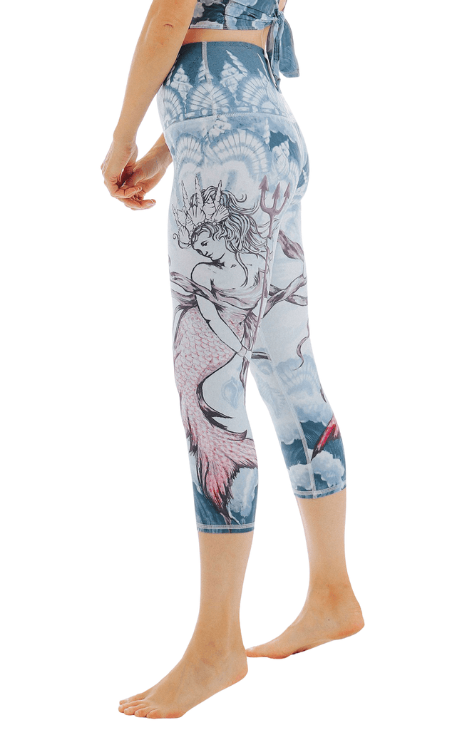 Sea Goddess Printed Yoga Crops Side