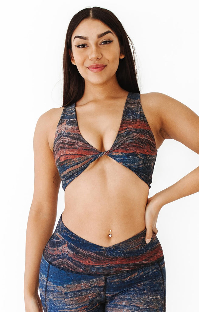 Reversible Twist Top in Pedra Front Reversed